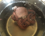 Foto del paso 2 de la receta: Arroz meloso con pulpo y pechugas de pollo con mojo verde