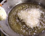 A picture of step 4 of Sabudana Vada.