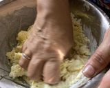 A picture of step 4 of Uruguayan Apple pie.