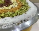 صورة لخطوة 5 من وصفة كيكة التمر بالتوفي والمكسرات الشتوية