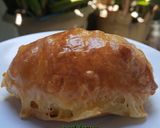 Foto langkah ke 4 dari resep Cheese croissant puff pastry.