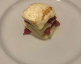 Foto del passaggio 2 della ricetta Tortino schiz e carpaccio di manzo affumicato e crema di latte