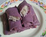 Foto langkah ke 4 dari resep *Dadar Gulung Ubi Ungu*.