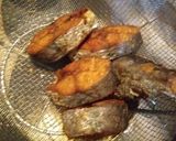 Foto langkah ke 1 dari resep Ikan Masak Kecap.