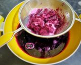 A picture of step 3 of Beetroot Mishti Doi.