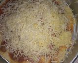 Foto langkah ke 5 dari resep Pizza ala Rumahan.