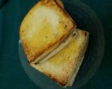 Foto langkah ke 4 dari resep Roti bakar marie.
