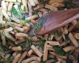 Tejszínes friss kapros vajbabfőzelék 🥣🥖 recept fázis 1 fotója