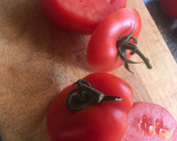 Foto del paso 4 de la receta: Tomate Relleno de Cuscús al pesto de perejil y Almendra