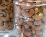 Foto langkah ke 3 dari resep Kacang Mede Goreng.