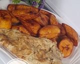 A picture of step 4 of Fried plantain and egg.