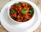 A picture of step 2 of Spicy Potato Roast.