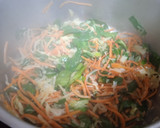Foto del paso 1 de la receta: Sopa juliana con huevo