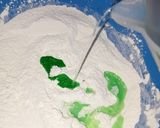 Foto langkah ke 3 dari resep 240. Klepon isi gula merah.