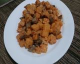 Foto langkah ke 4 dari resep Sambal Goreng Ati Ampela kentang Tempe.