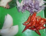 Foto langkah ke 1 dari resep Oseng Kangkung Terasi Kampung.