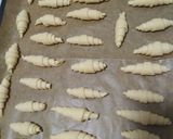 Szezámos kifli recept fázis 6 fotója