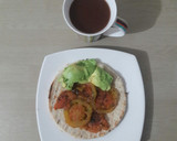 Foto del paso 6 de la receta: Desayuno Arepa con tomate y aguacate