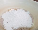 A picture of step 2 of Simple Chicken Tikka Pizza.