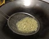 Foto langkah ke 2 dari resep Bihun kuah ikan gabus goreng.
