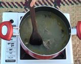 Foto langkah ke 6 dari resep Soto Banjar Ayam Bapukah.