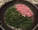 Foto del paso 4 de la receta: Coliflor con bechamel de espinacas y jamón serrano