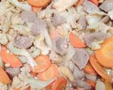 Foto langkah ke 4 dari resep Capcay Baso.