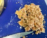 Une image de l'étape 5 de Tarte aux pommes et fudge écossais.