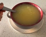 Foto del paso 4 de la receta: Consomé con huevo