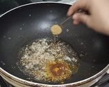 A picture of step 2 of Green Chilli Masala.