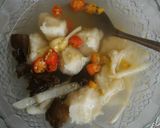 Foto langkah ke 4 dari resep Tekwan kuah.