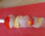 A picture of step 4 of Marinated chicken skewers.