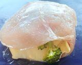 Brokkolis töltött pulykatallér recept fázis 3 fotója