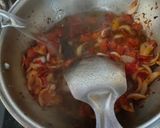 A picture of step 4 of Suji upma.