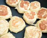 Foto langkah ke 6 dari resep Bakpia teflon isi coklat.