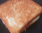 A picture of step 4 of Tometo chees sandwich.