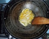 Foto langkah ke 2 dari resep Udang Goreng Saus Mentega.