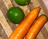Foto del paso 1 de la receta: Jugo de Zanahoria con Limón para mejorar el aspecto de la piel y equilibrar el sistema digestivo!!