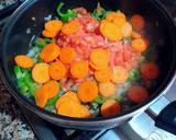 Foto del paso 3 de la receta: Cazuela de jureles negros con patatas al estragón y eneldo