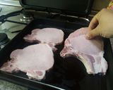 Foto del paso 3 de la receta: Chuletas de Sajonia con puré de patata en 25 minutos