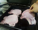 Foto del paso 3 de la receta: Chuletas de Sajonia con puré de patata en 25 minutos