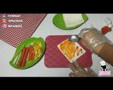Foto langkah ke 2 dari resep Sushi roti tawar #idebekal.
