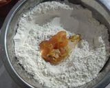 Foto langkah ke 3 dari resep Ayam goreng keriting.