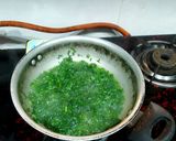 A picture of step 1 of Dana Palak Curry.