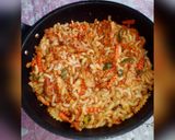 A picture of step 4 of Dragon Chicken Macaroni.