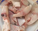 Foto del paso 3 de la receta: Arroz caldoso de dorada y marisco