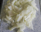 Foto del paso 1 de la receta: Tortilla de patata con cebolla caramelizada