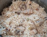 A picture of step 9 of Chicken yakhni pulao.
