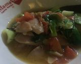 Foto langkah ke 3 dari resep Tumis Pokcoy Sosis.