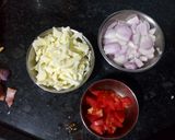 હરીભરી બિરિયાની રેસીપી સ્ટેપ2ફોટો